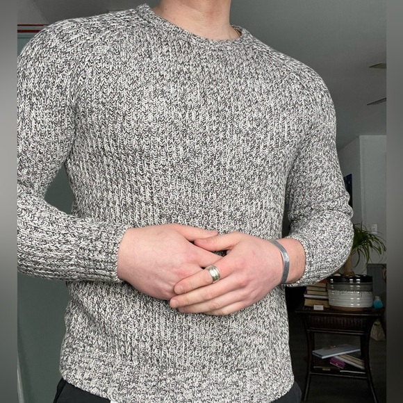 Woven Sweater - Thick, Comfy, gray Christmas sweater - Picture 1 of 6
